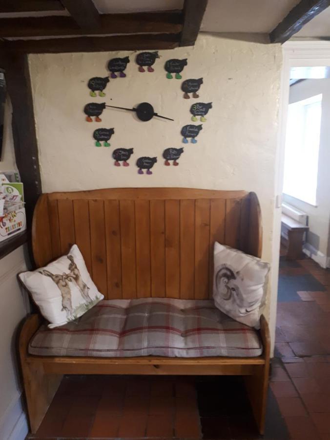 Seven Stars Inn Builth Wells Esterno foto